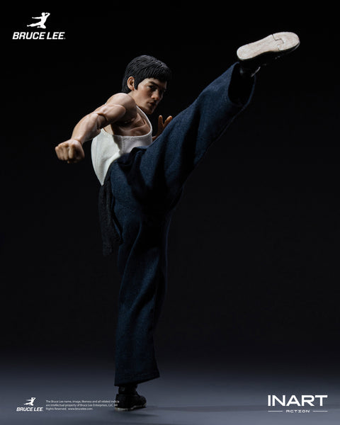 PRE-ORDER "Enter The Dragon" Bruce Lee (Kung fu suit) 1/12